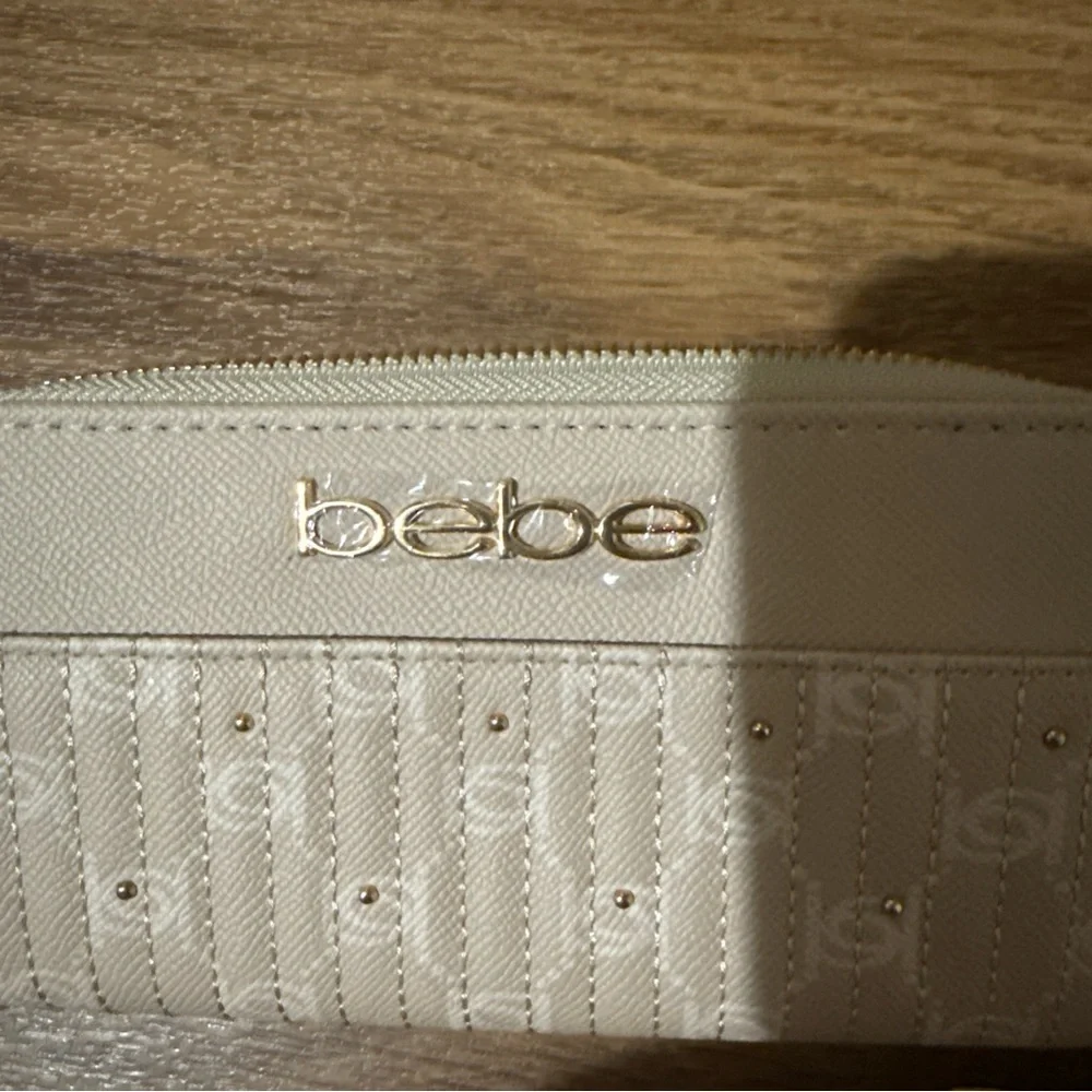 NWT Bebe Beige Wallet and NIB Makeup with Eye Shadow Eyeliner Mascara Gift Set